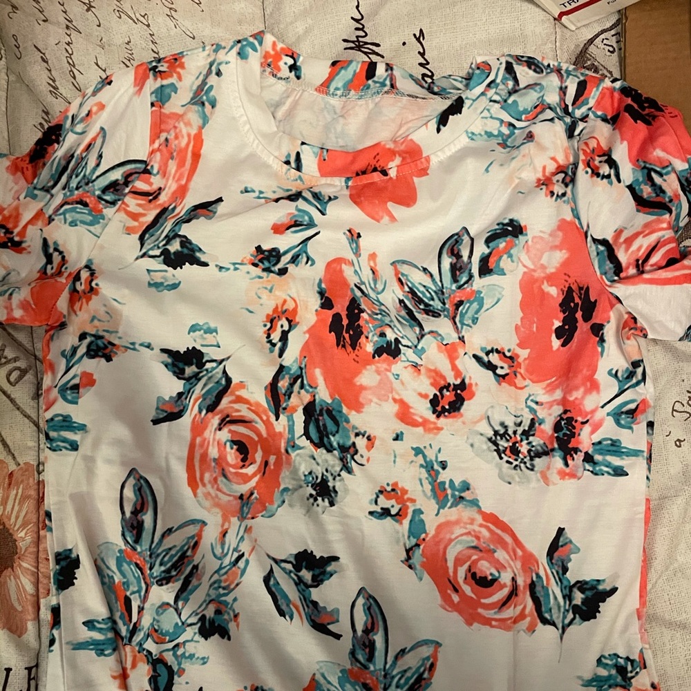 Beautiful floral t shirt
